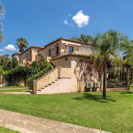 Isa-residence With Swimming-pool In Santa Margherita Di Pula, With Air Conditioning And Private Outdoor Space At Only 250 M From The * Santa Margherita di Pula